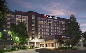 Marriott Visalia 3*